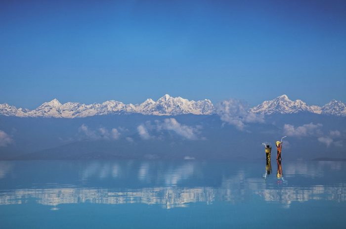 Cocktails, Infinity Pool & The Himalayas - Dwarikas Luxury Resort, Dhulikel, Nepal