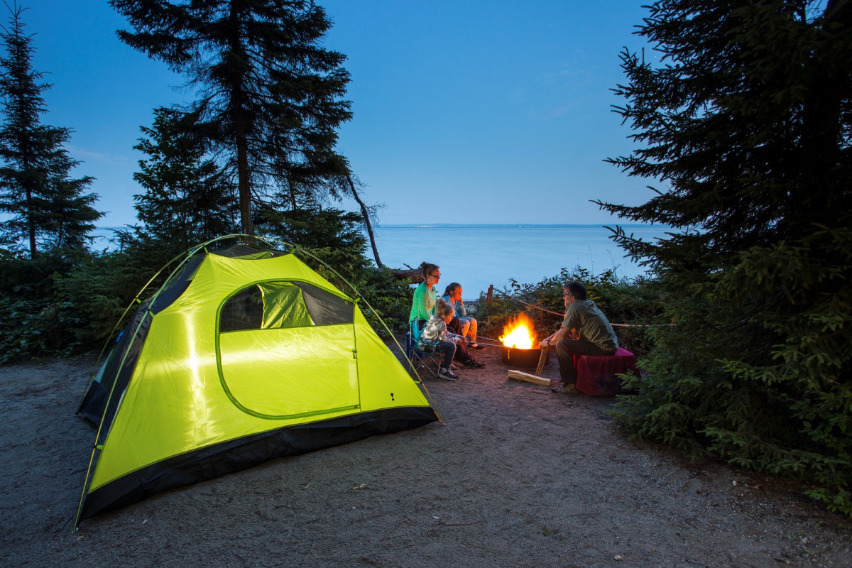 Discover Lake Saint-Jean, One Of The Largest Lakes In Québec