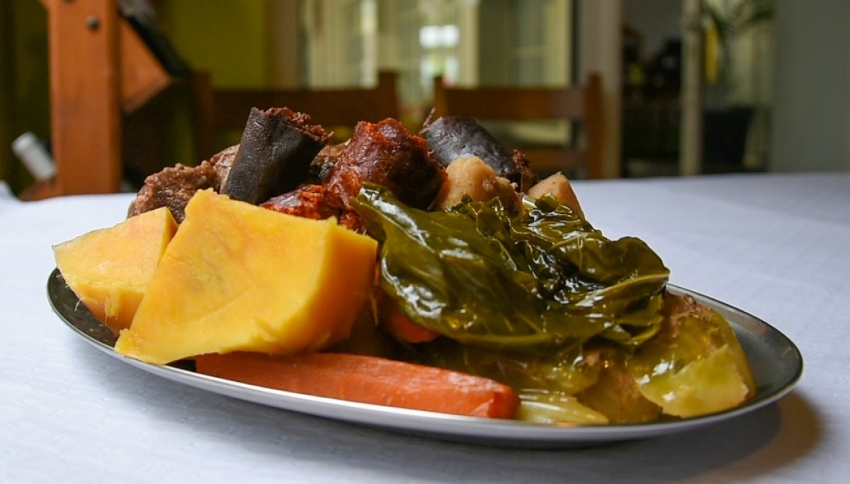 Food Cooked on Volcano´s Steam
