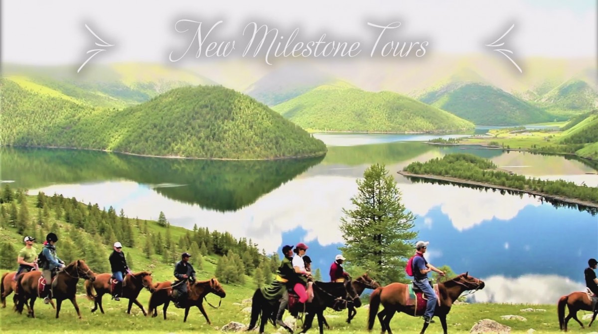 SPLENDID EIGHT LAKES HORSE TREKKING