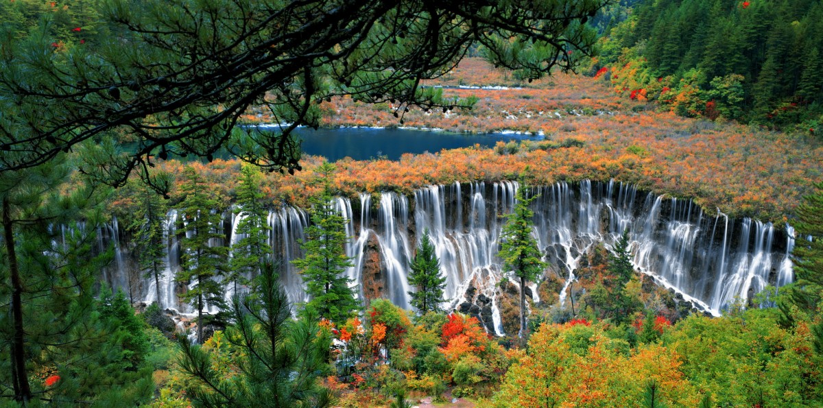 Nuorilang Waterfall in Jiuzhaigou National Park
