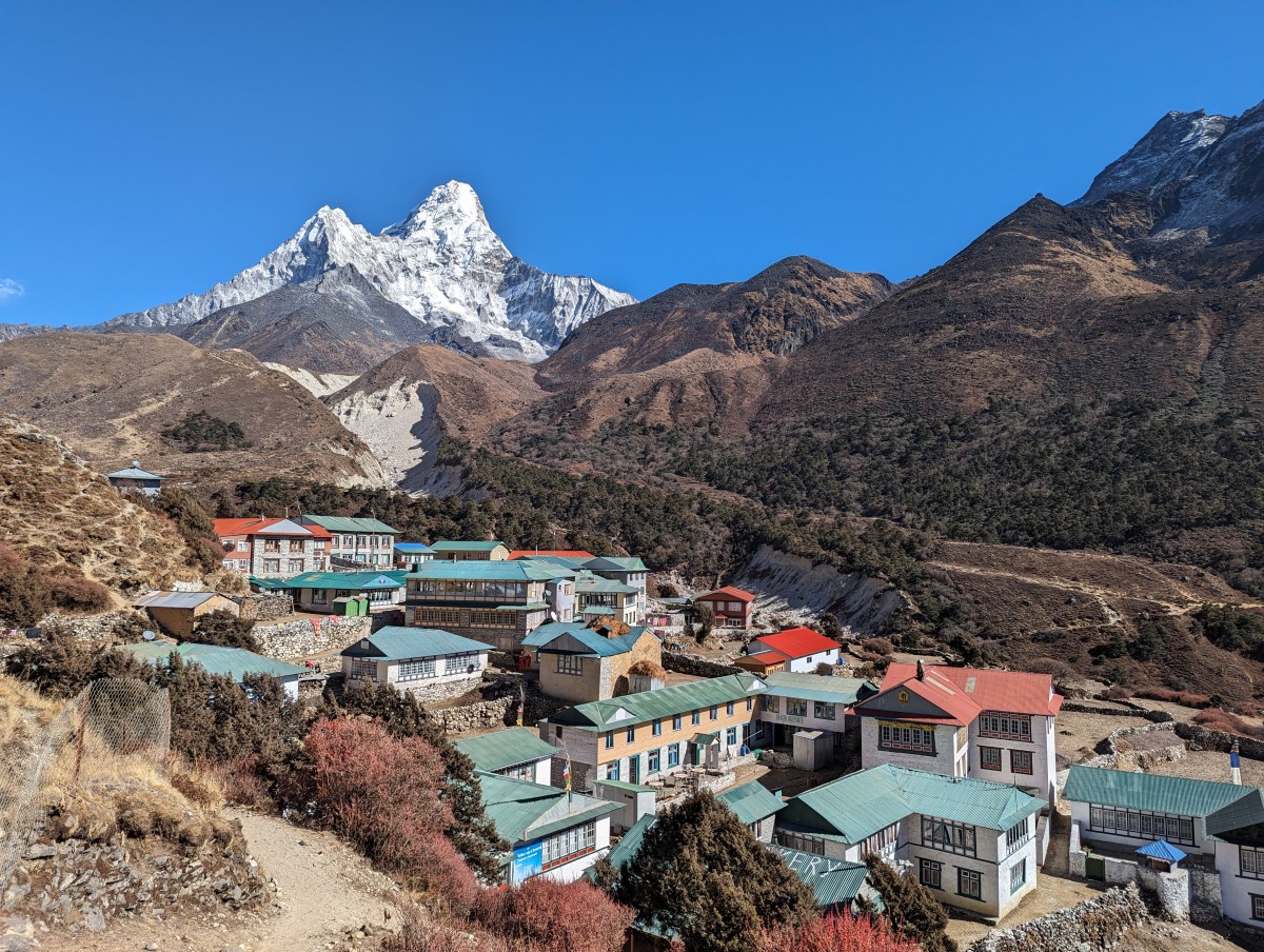 View from Dingboche on the way to EBC