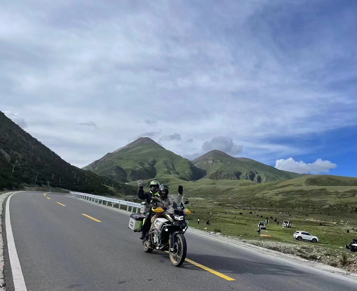 Motorbike Adventure Travel in Tibet